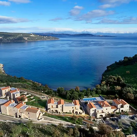 100 Rizes Seaside Resort- Small Luxury Of The World Hotel