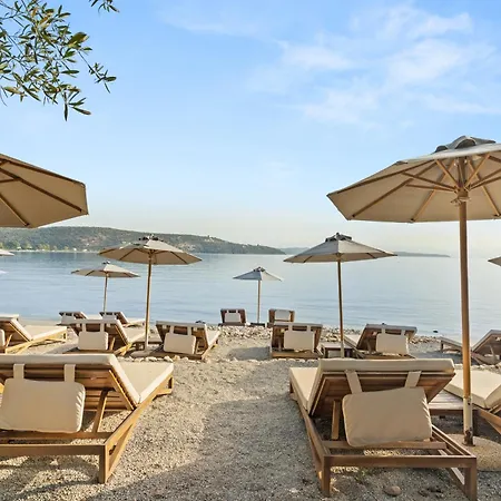 100 Rizes Seaside Resort- Small Luxury Of The World Hotel