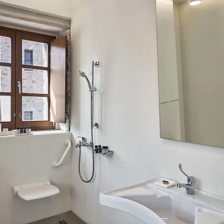 Hotel 100 Rizes Seaside Resort- Small Luxury Of The World 4*