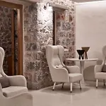 100 Rizes Seaside Resort- Small Luxury Of The World Hotel