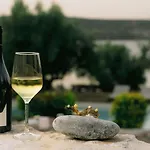 100 Rizes Seaside Resort- Small Luxury Of The World Hotel 4*
