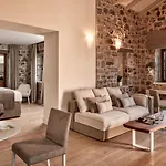 100 Rizes Seaside Resort- Small Luxury Of The World Hotel