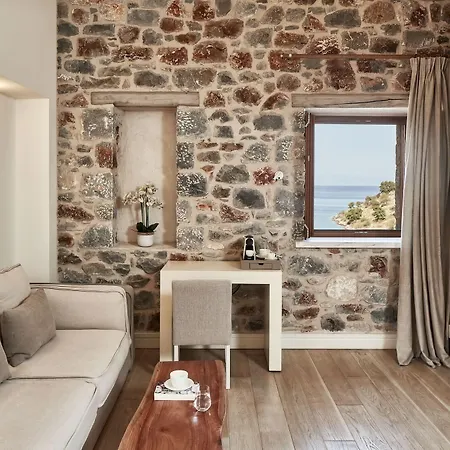 Hotel 100 Rizes Seaside Resort- Small Luxury Of The World 4*