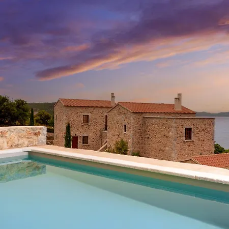 100 Rizes Seaside Resort- Small Luxury Of The World 4*
