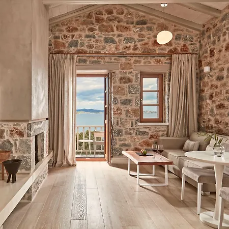 100 Rizes Seaside Resort- Small Luxury Of The World Hotel