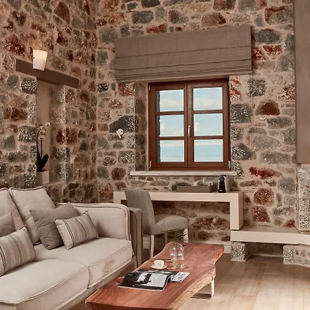 Hotel 100 Rizes Seaside Resort- Small Luxury Of The World 4*